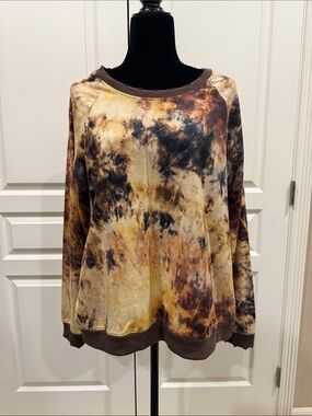 Umgee Tie-Dye Teddy Pullover in Brown, Yellow, Black